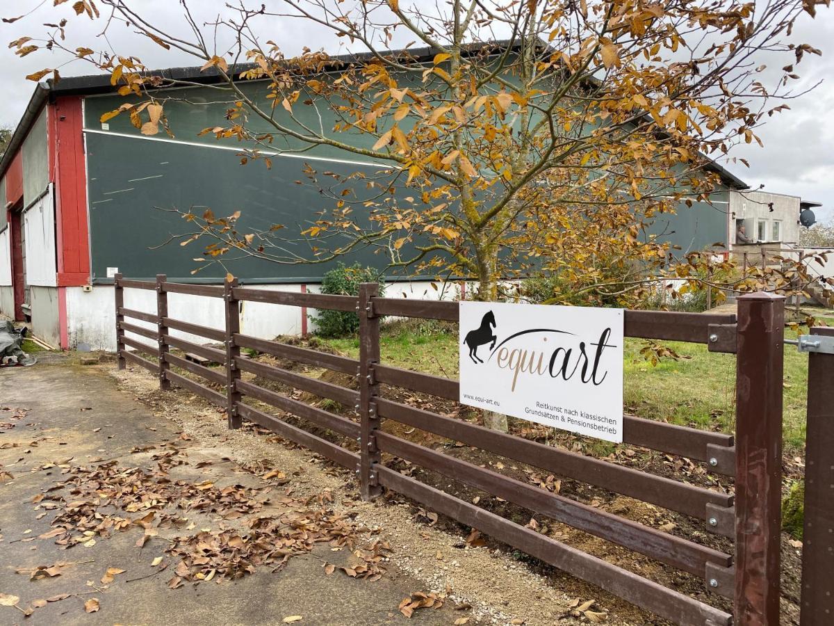 Hotel Equi-Art Reitanlage Schwall Esterno foto